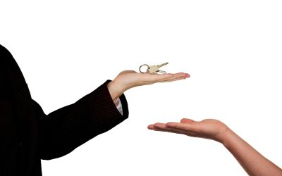 ¿Es necesario un certificado de deudas para vender mi casa?